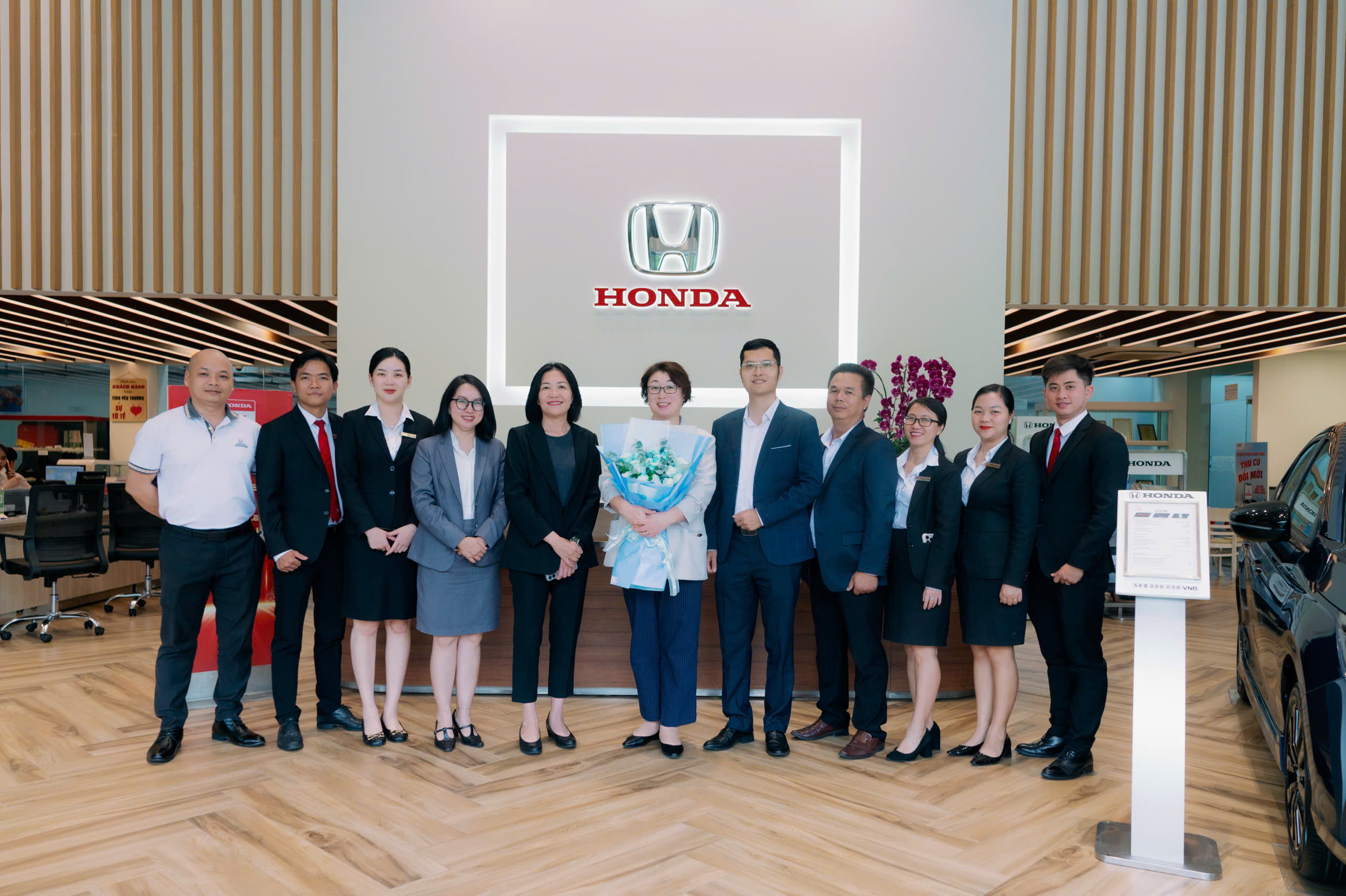 VINH DỰ ĐÓN TIẾP TỔNG GIÁM ĐỐC HONDA VIỆT NAM GHÉ THĂM VÀ LÀM VIỆC CÙNG ĐẠI LÝ